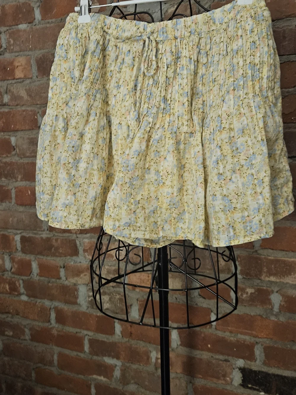 American Eagle Outfitters Yellow Floral Cotton Lined Mini Skirt